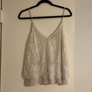 Lacey White Tank Top—Fabrik— Medium